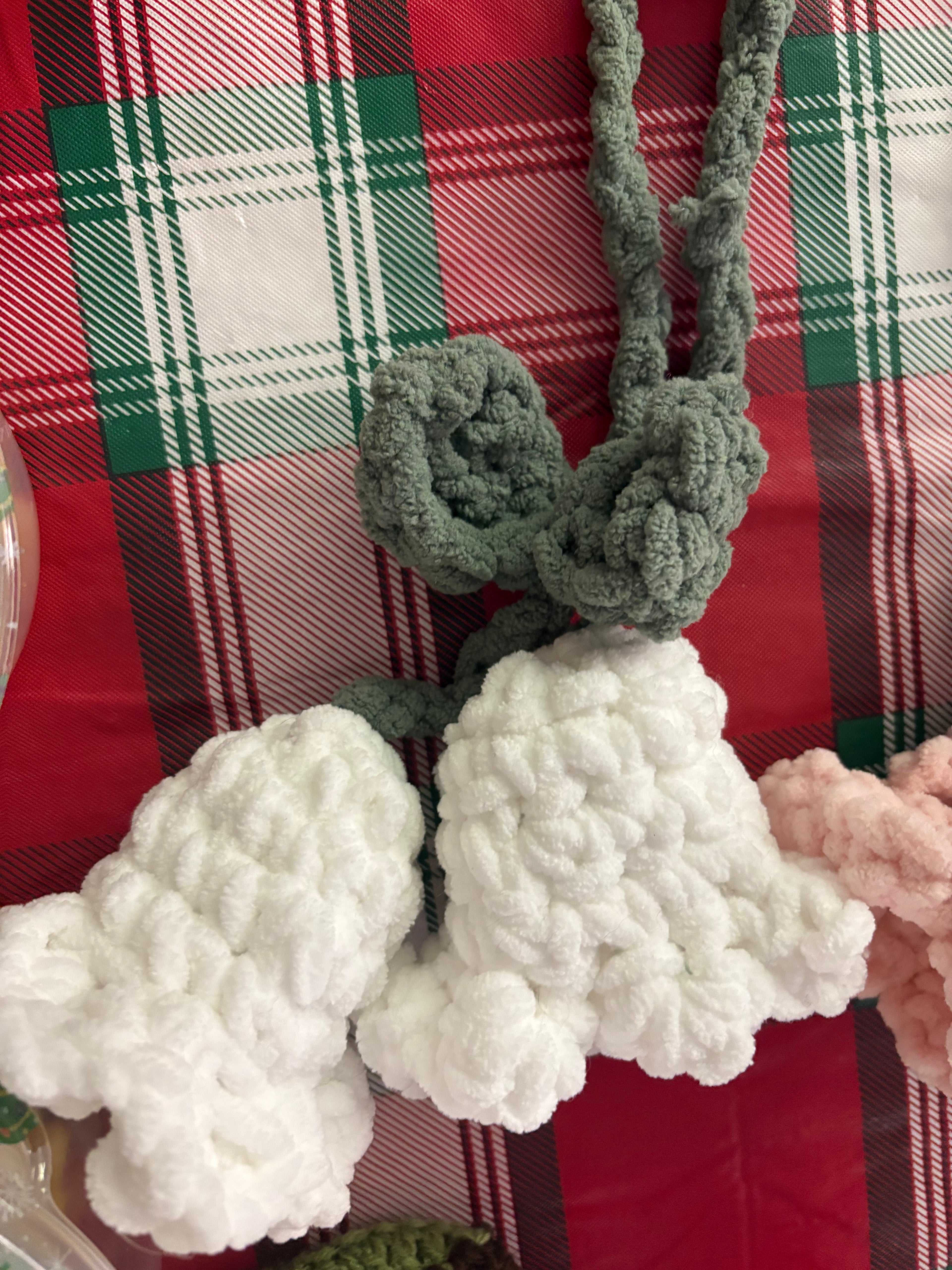 Lily of the valley adjustable keychain